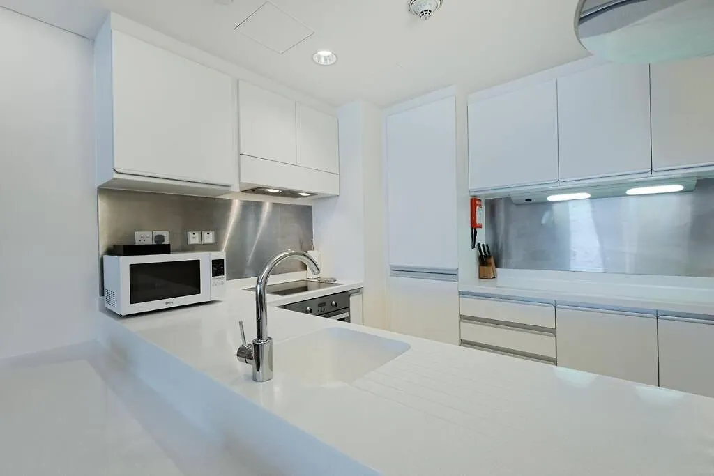 Plush Studio At The Address Dubai Mall Apartment
