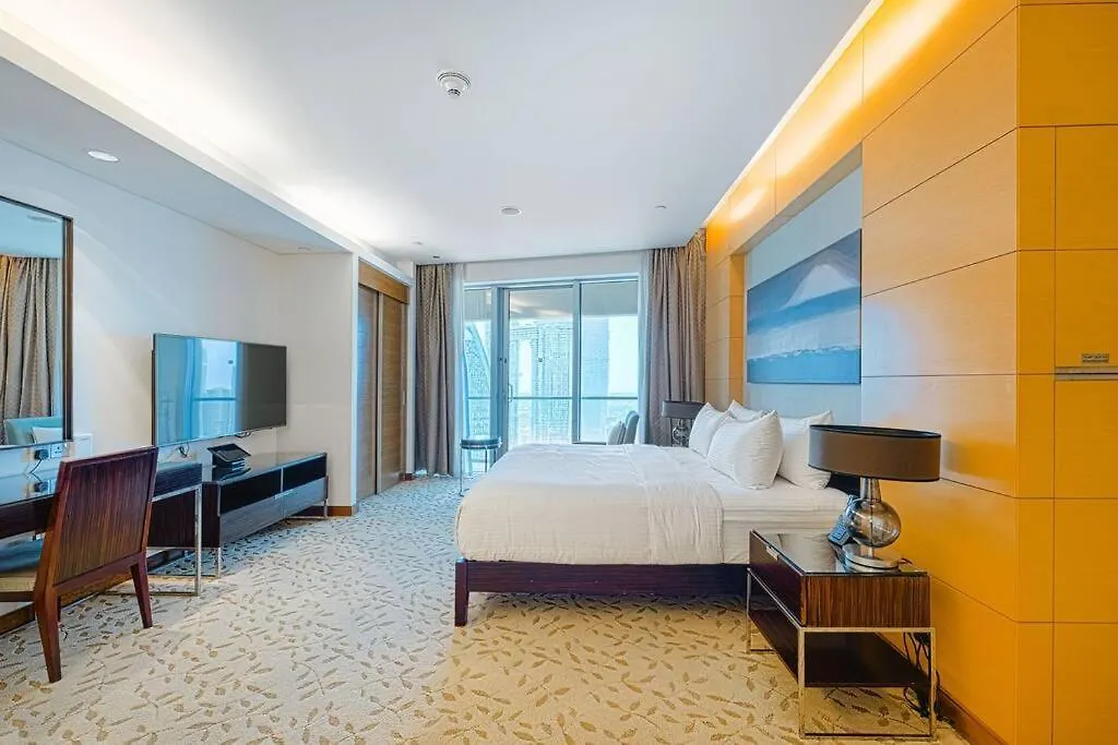 Plush Studio At The Address Dubai Mall Apartment